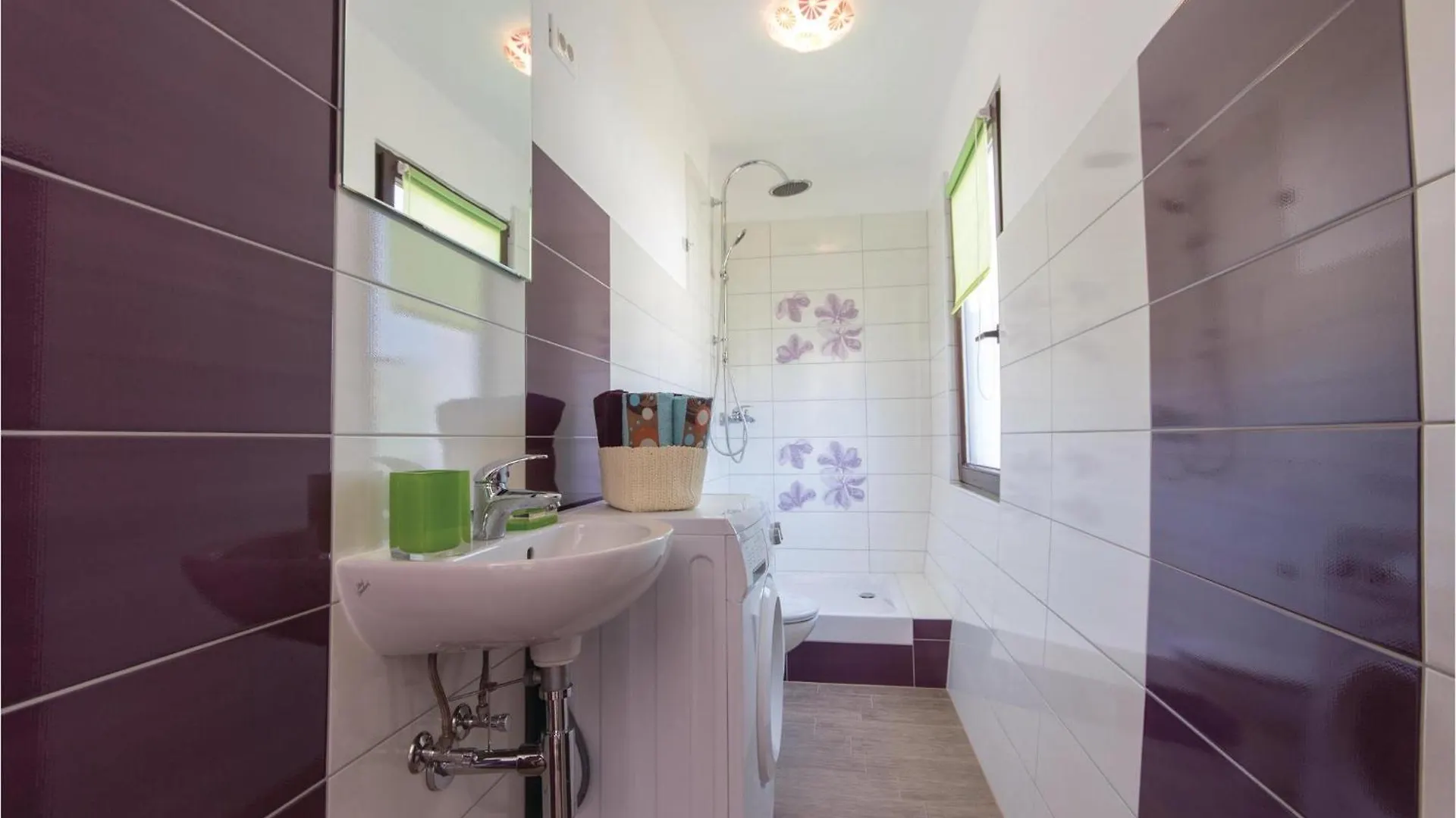 4 Bedroom Gorgeous Apartment In Medulin